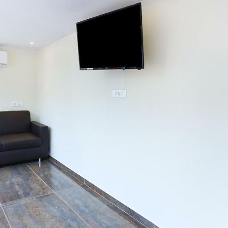 Treebo Trend Aviva Suites Mumbai Eksteriør bilde